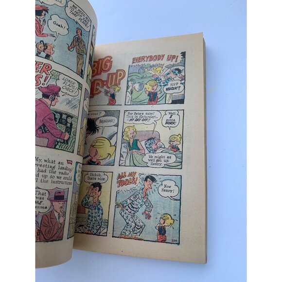 Dennis The Menace Pocket Full of Fun No. 17 Comic Book Digest 1973 Edition - Picture 11 of 14